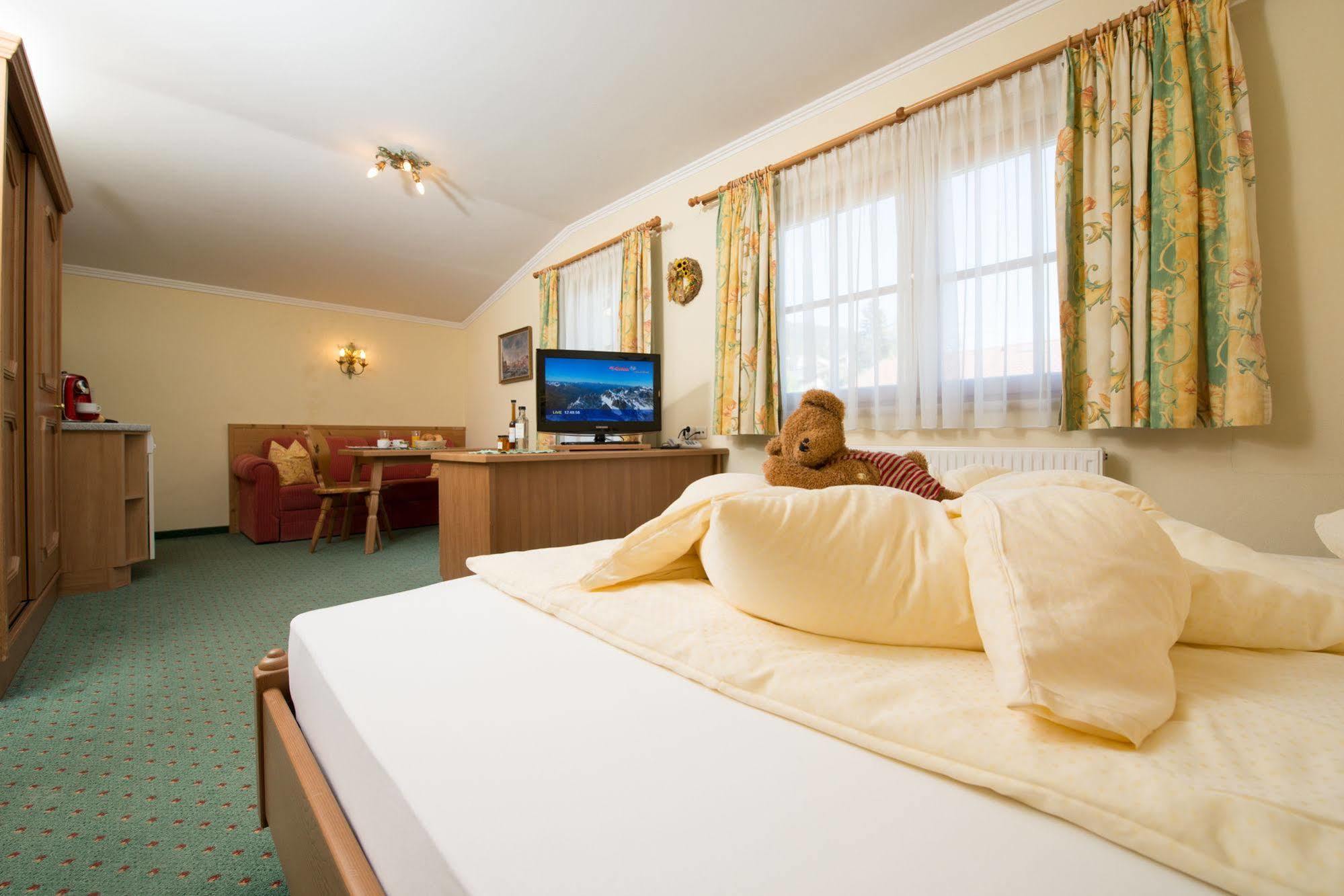 Apart Hotel San Antonio Санкт Антон ам Арлберг Екстериор снимка